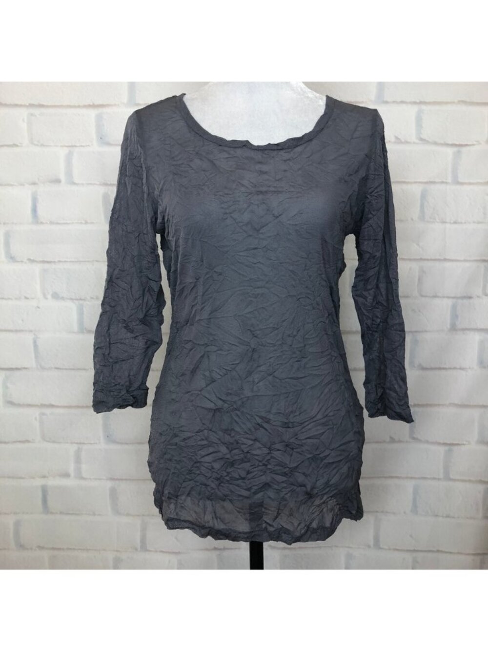 NWT Comfy USA Gray Sheer Mesh Crinkle Top Size S